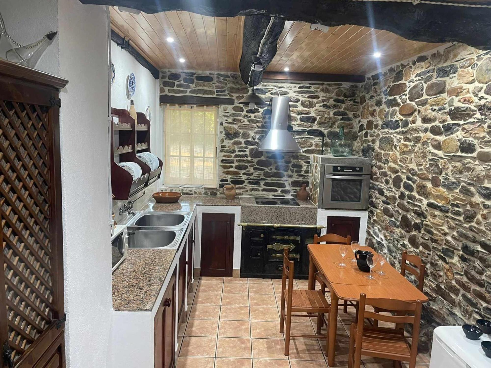 Casa Do Hiebra Alojamiento Rural Ribeira Sacra Castroncelos Exterior photo
